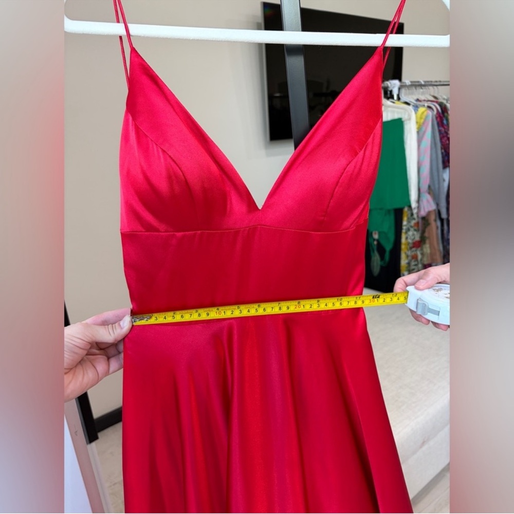 Sherri Hill Red Plunge V-Neck Ball Gown - Picture 9 of 14